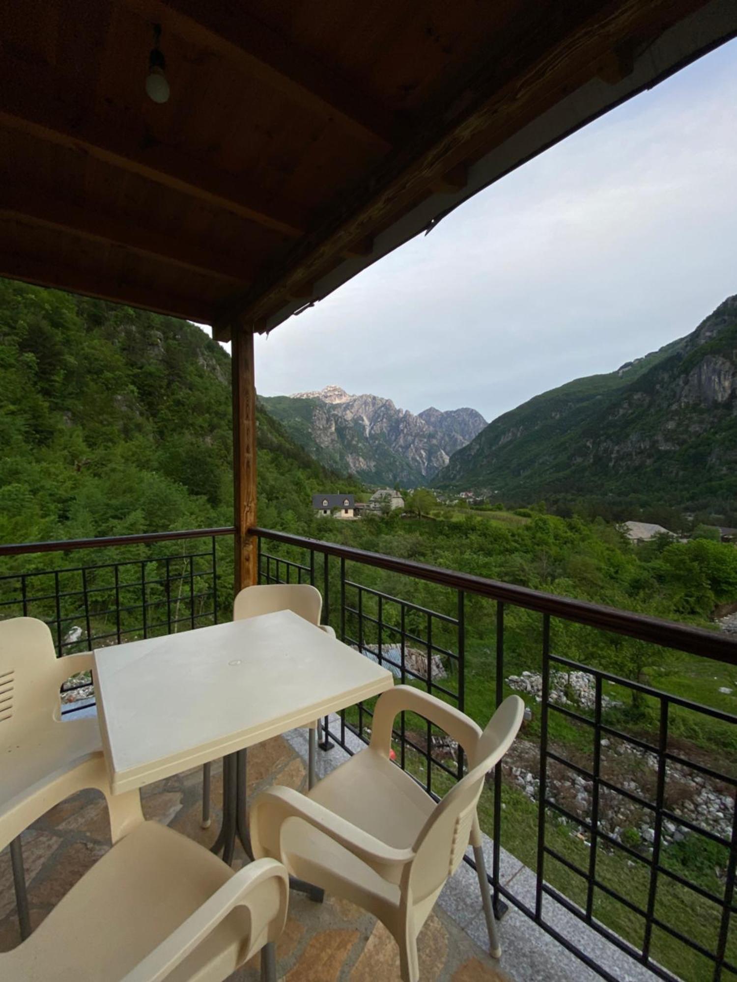 Gegest Hotel Тети Экстерьер фото